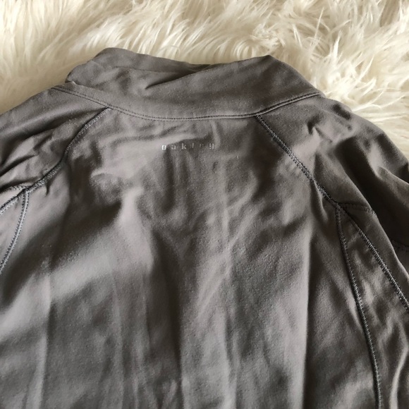 Oakley zip up jacket - Picture 1 of 2